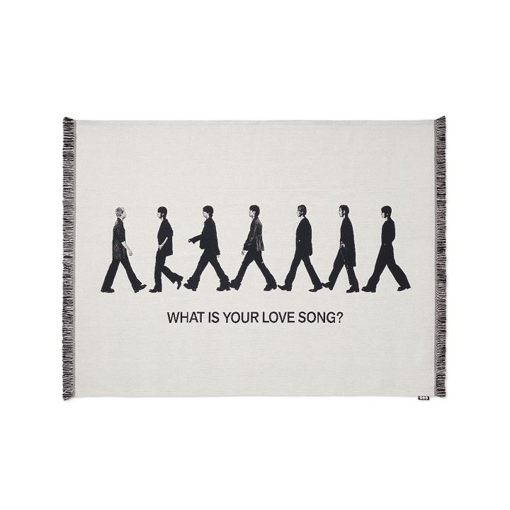BTS – Blanket