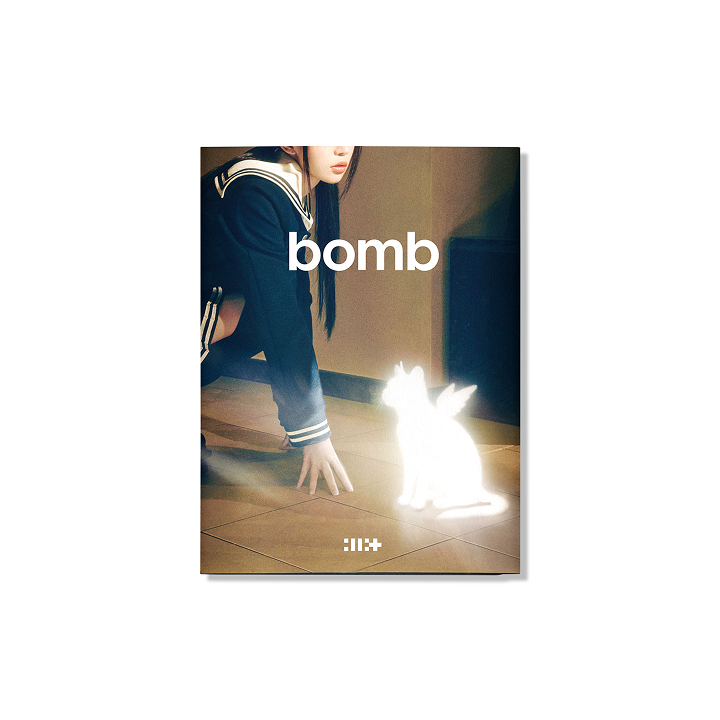 3rd Mini Album 'bomb' (Weverse Albums ver.)