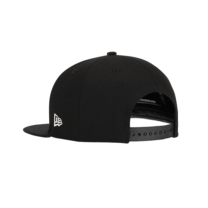 Snapback Cap 3 detail