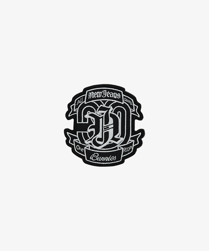 NewJeans | BUNNIES CAMP WAPPEN