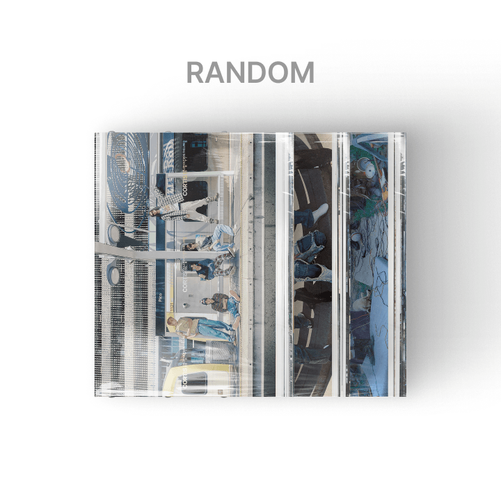 The 1st EP [COLOR OUTSIDE THE LINES] (Random)