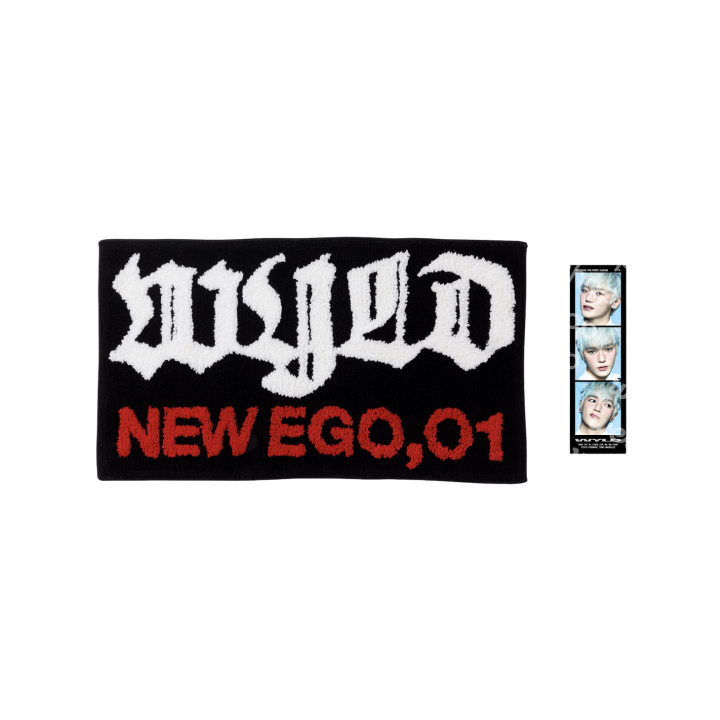 WYLD: RUG & 3 CUT PHOTO SET