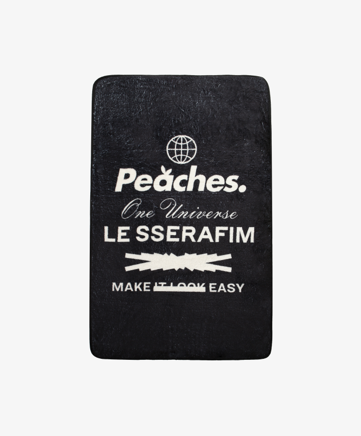 LE SSERAFIM x Peaches. BLANKET コラボブランケット LE SSERAFIM | [LE SSERAFIM x Peaches.] BLANKET