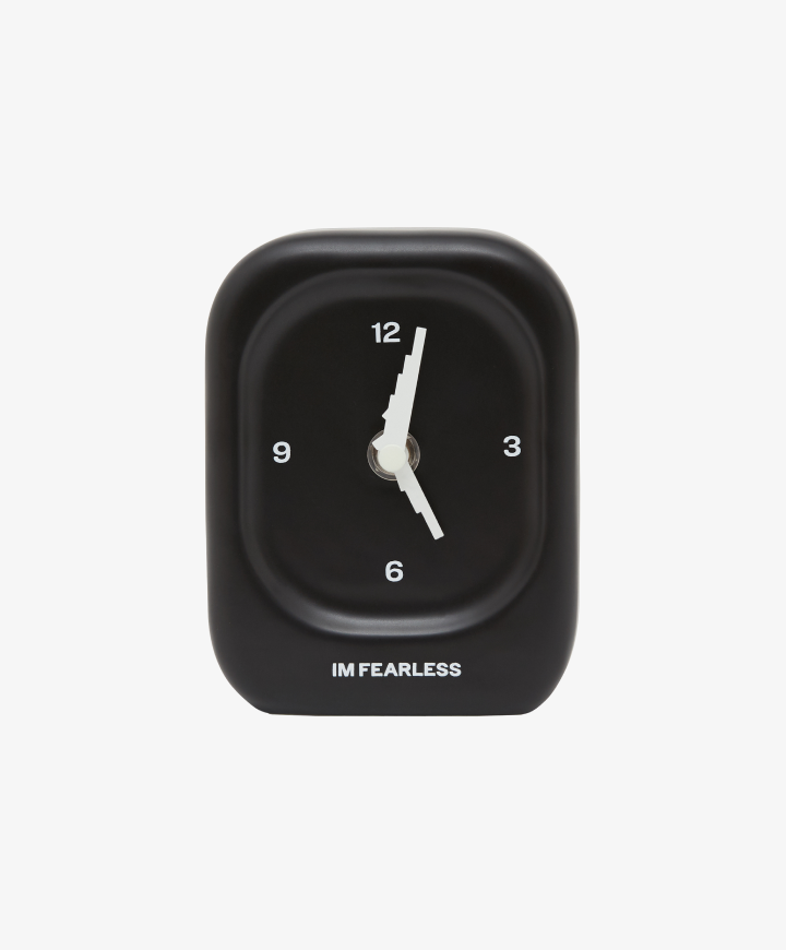 LE SSERAFIM | Mini-clock