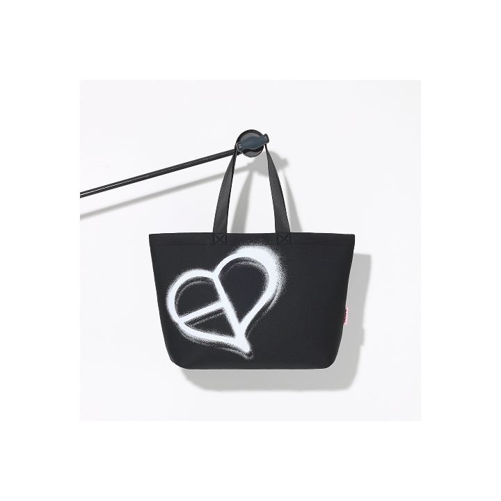 [DEADLINE IN JAPAN POP-UP]ネオプレーントートバッグ -BIG HEART LOGO-（BLACK）