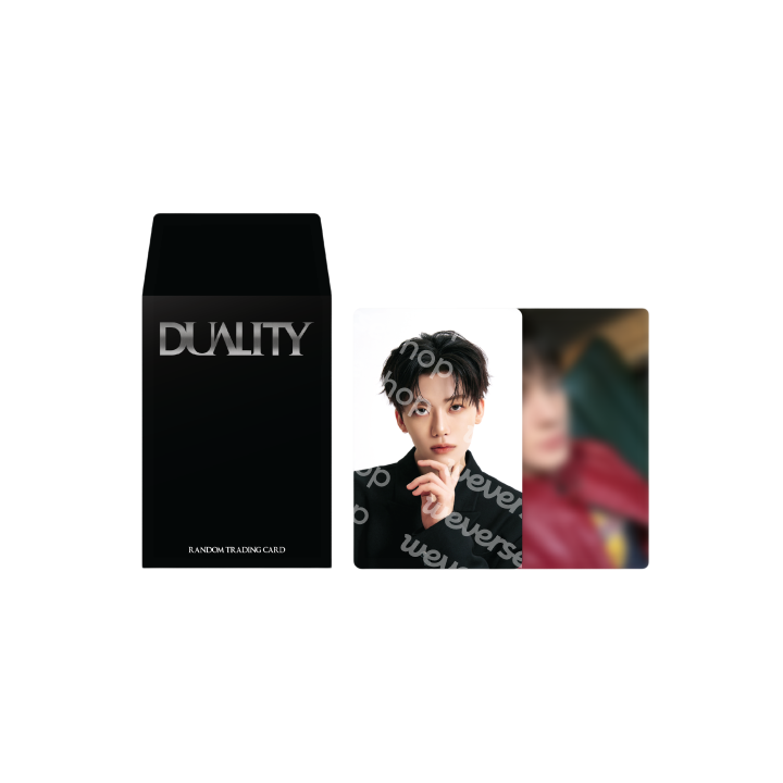 RANDOM TRADING CARD