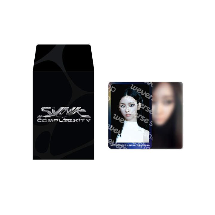 RANDOM TRADING CARD