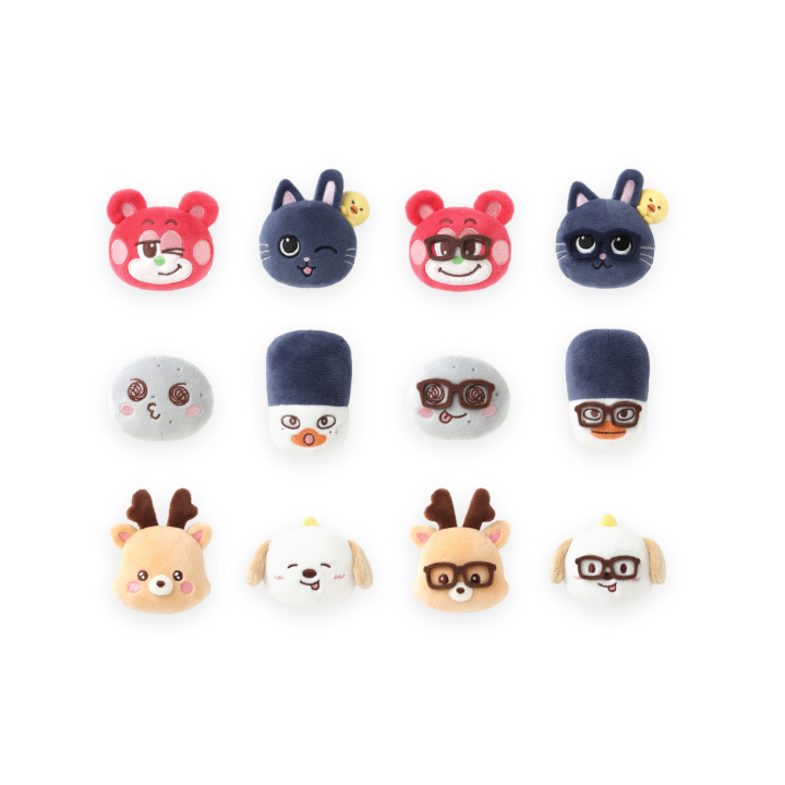 RANDOM DOLL BADGE, listed by the store