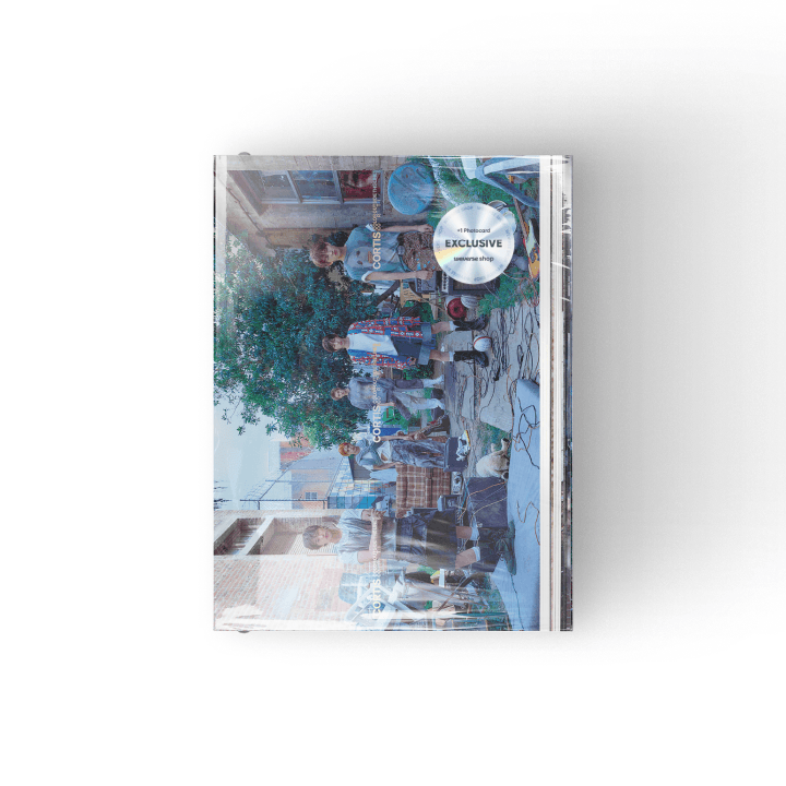 COLOR OUTSIDE THE LINES (Scene 3 ver.) (Weverse Exclusive)