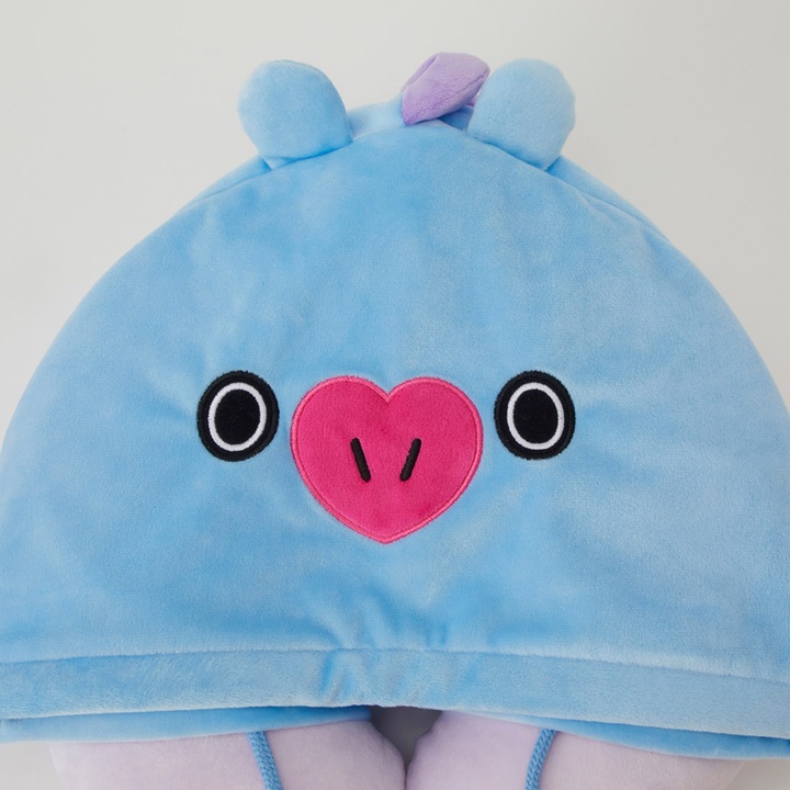 MANG Hoodie Neck Cushion 3 detail