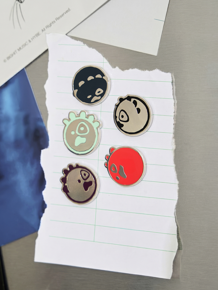 PUT YOUR PHONE DOWN Cortis Ball Badge Set
