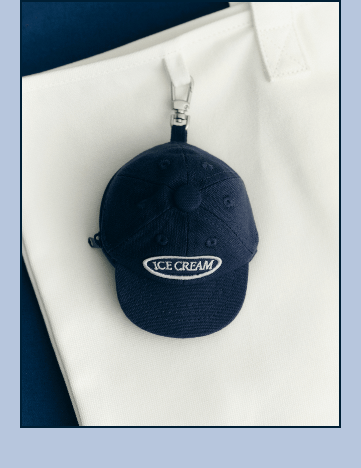 Ballcap Keyring 2 detail