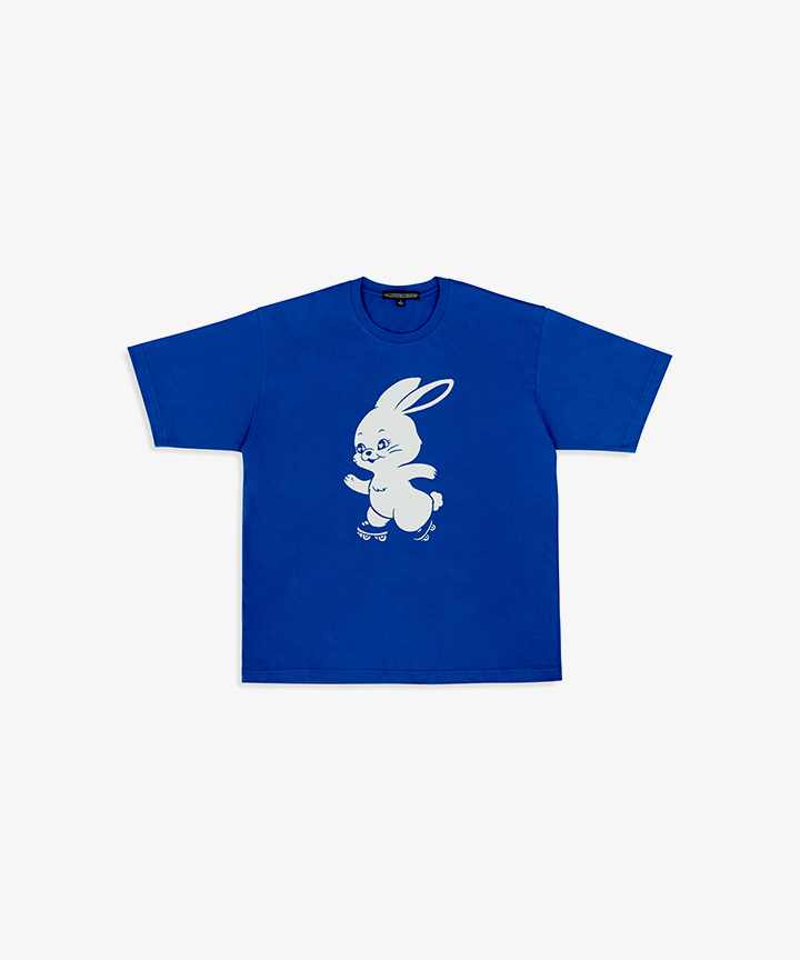 NewJeans TEE (BLUE)_CROP クロップドTシャツ新品未開封 NewJeans TEE (BLUE)_CROP クロップドTシャツ新品未開封 - メルカリ